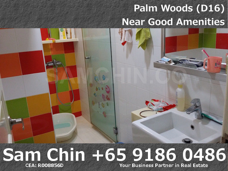 Palmwoods – S16 – Common Bathroom