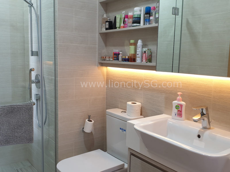 alex-residences-3-bedroom-common-bathroom-singapore