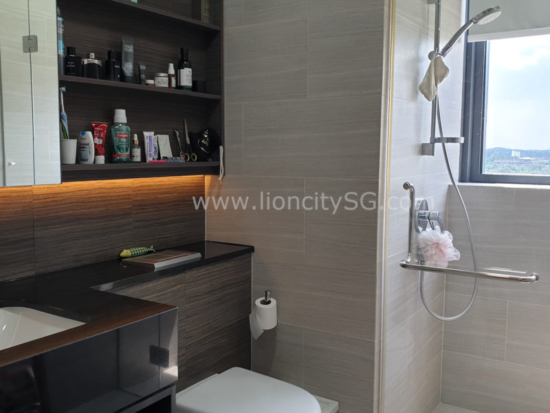 alex-residences-3-bedroom-masterbathroom-singapore